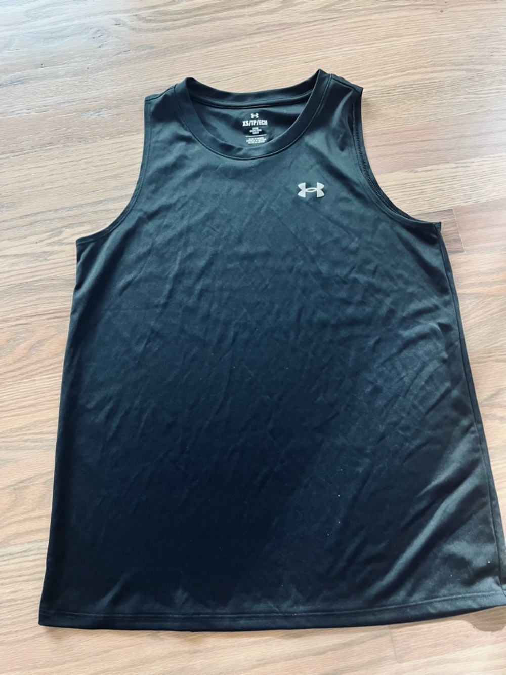 Under Armour Black Sleeveless Athletic Tank Top